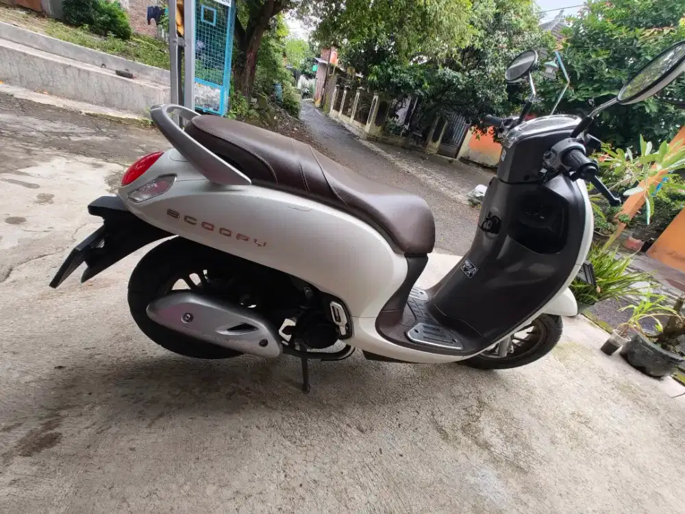 Di jual motor Scoopy milik sendiri,th 2024