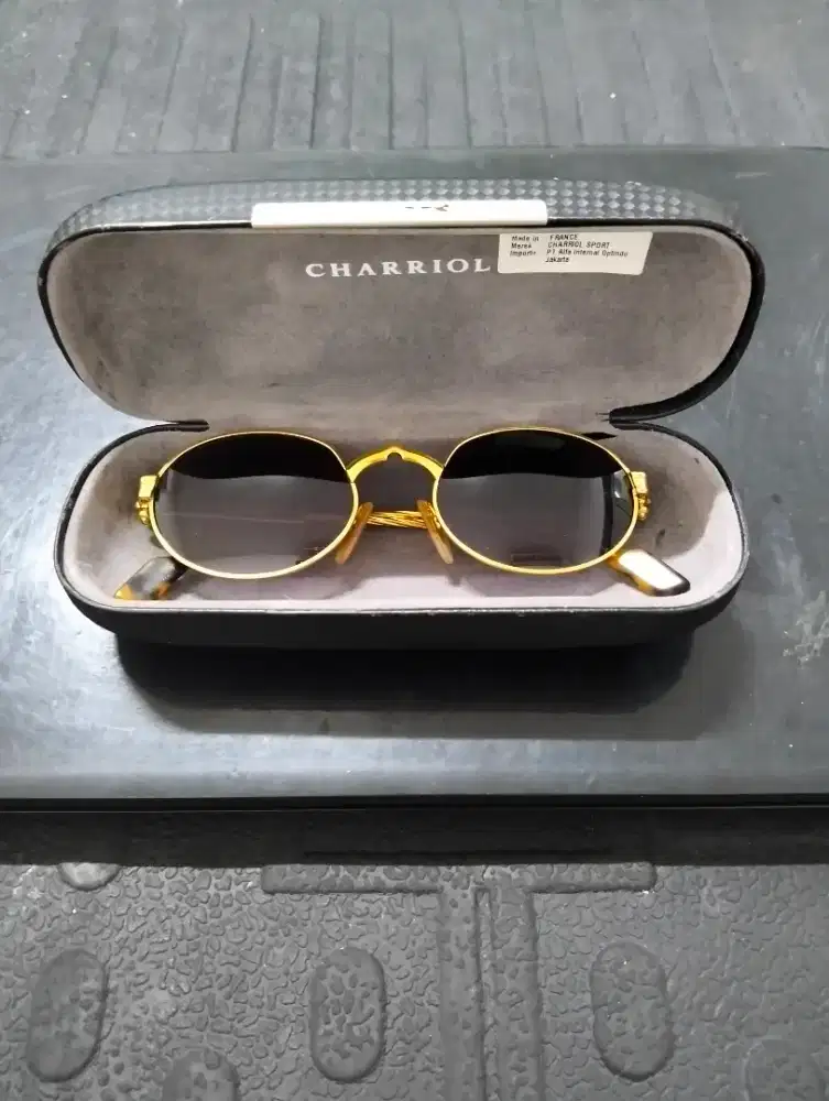 PHILIPPE CHARRIOL Sunglasses