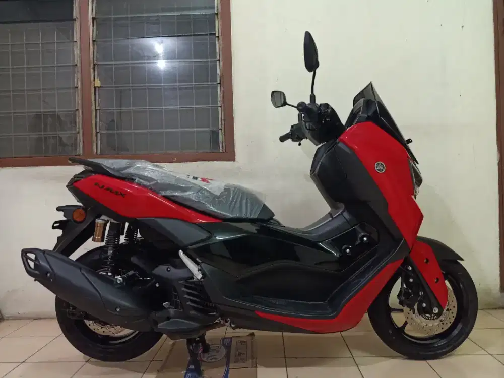 Yamaha NMAX NEO S REMOTE KEYLESS 2025 BL 9( LOW KM 1 RB / LIKE NEW)DKI