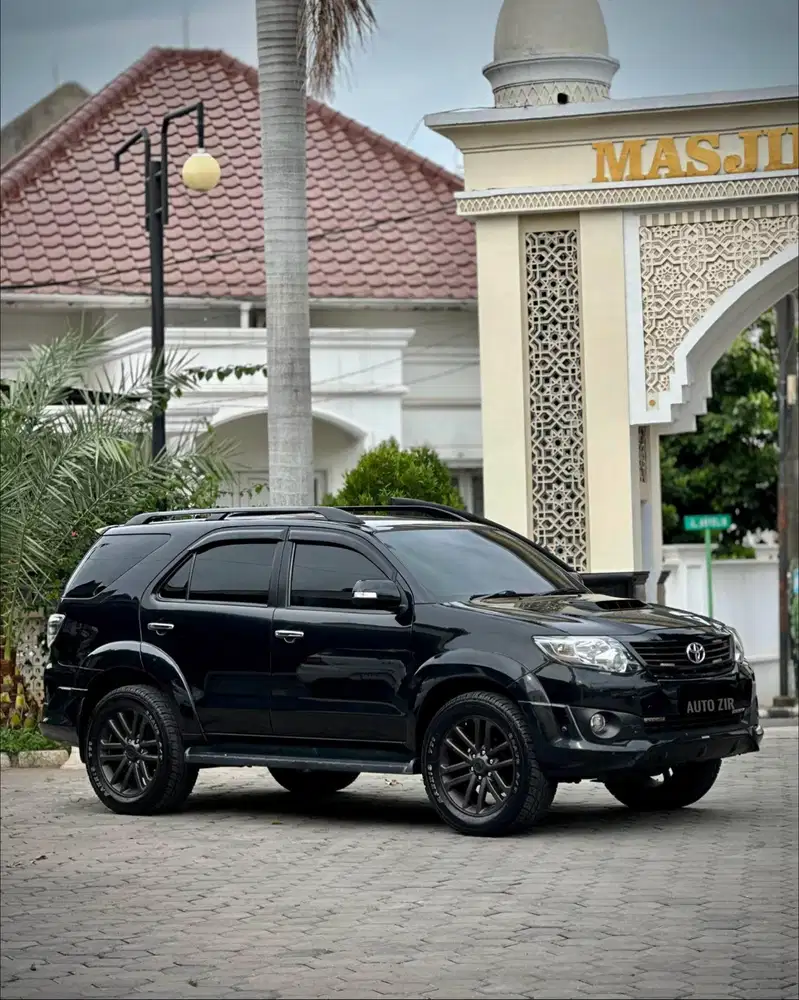 CashCreditSama Toyota Fortuner TRD at Diesel 2014