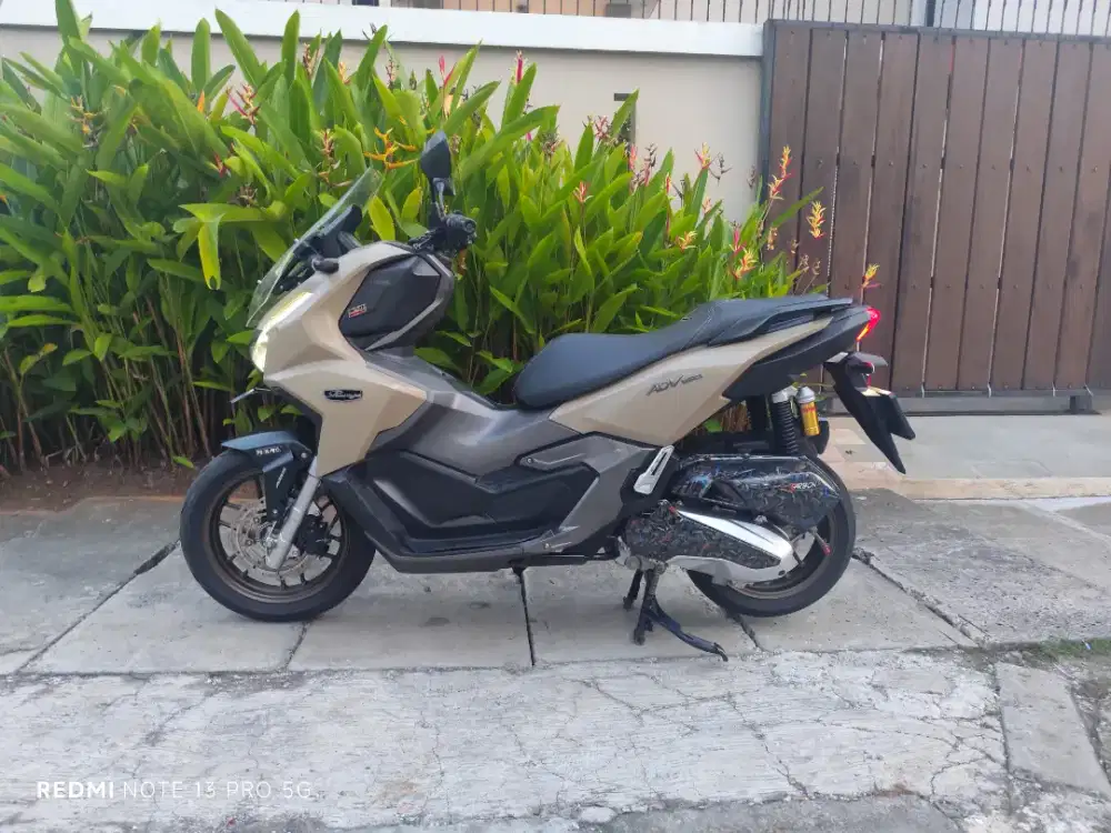Honda adv 160 abs hstc 2024 km 8xxx istimewa