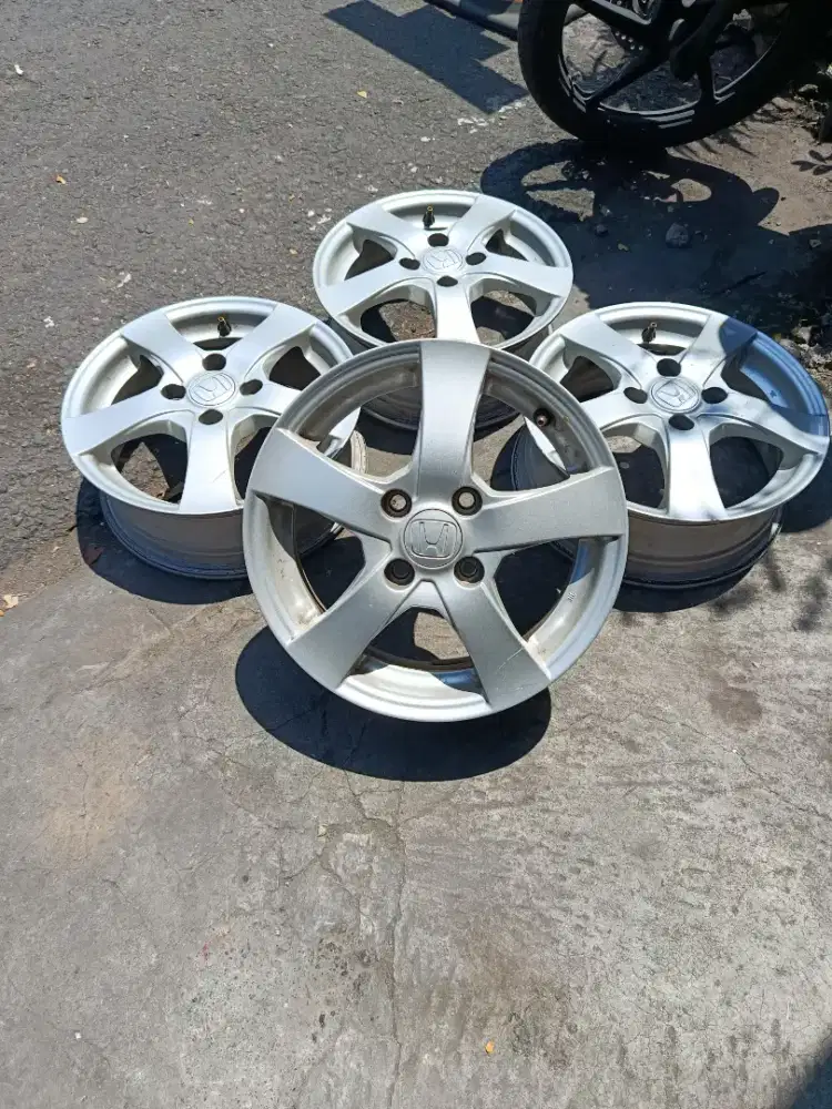 Velg Mobil OEM Honda Brio CBU Thailand R14 Pcd 4x100