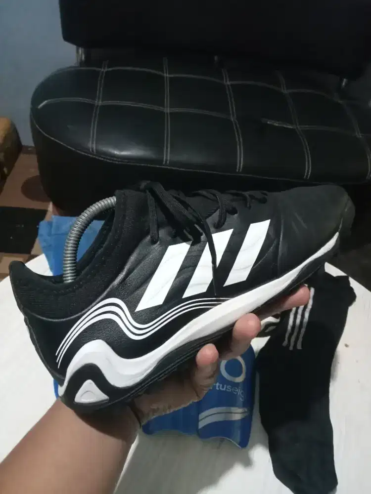jual sepatu adidas copa sense.TF core black white GW4965