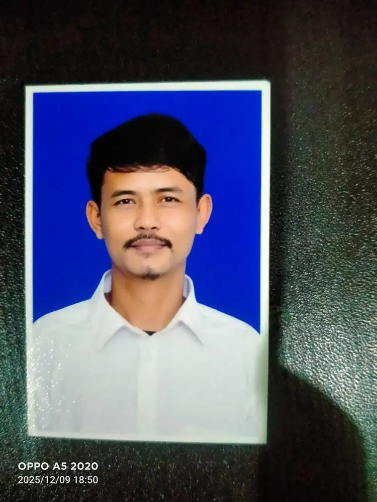 Mencari pekerjaan yg halal