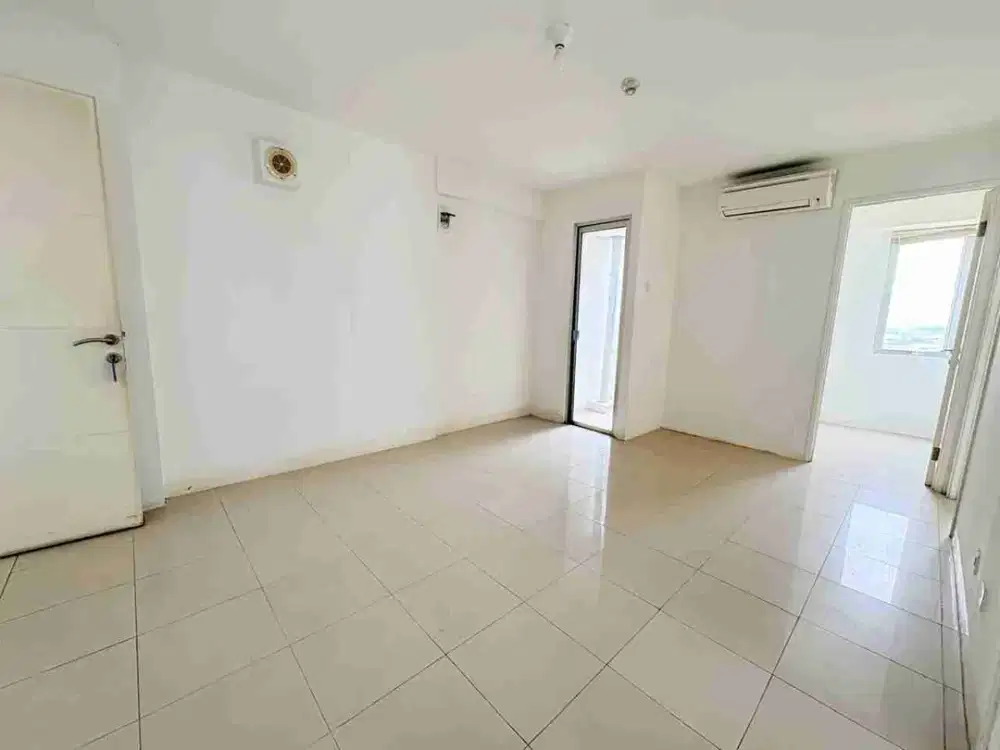 Jual 3BR atas mall apartemen Bassura City tower Alamanda di bawah harga beli