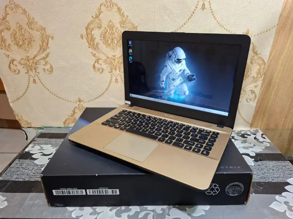 NO.112

LAPTOP ASUS X441M PROCESSOR INTEL CELERON RAM 4GB HDD 500GB