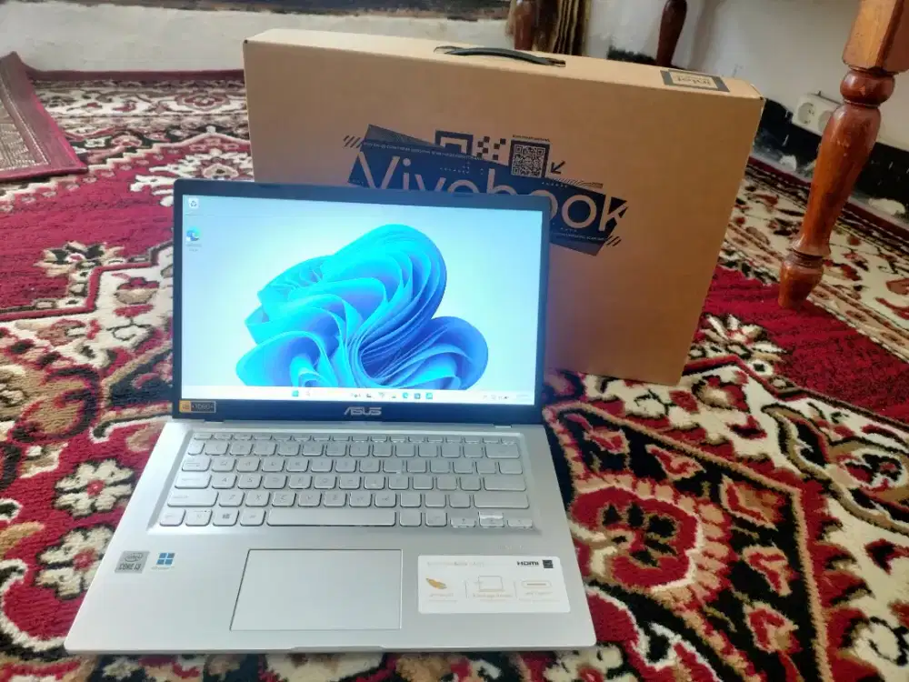 Asus Vivobook Core i3 Gen 10 SSD Keyboard Nyala Fullset Dus