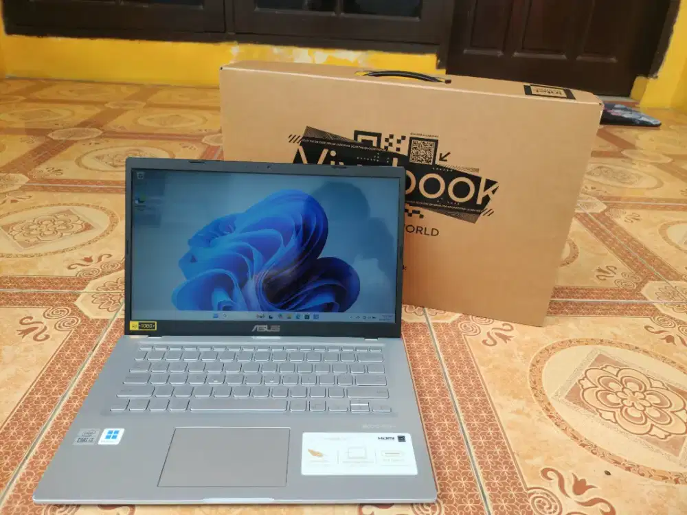Asus Vivobook Core i3 Gen 10 SSD Keyboard Nyala Fullset Dus
