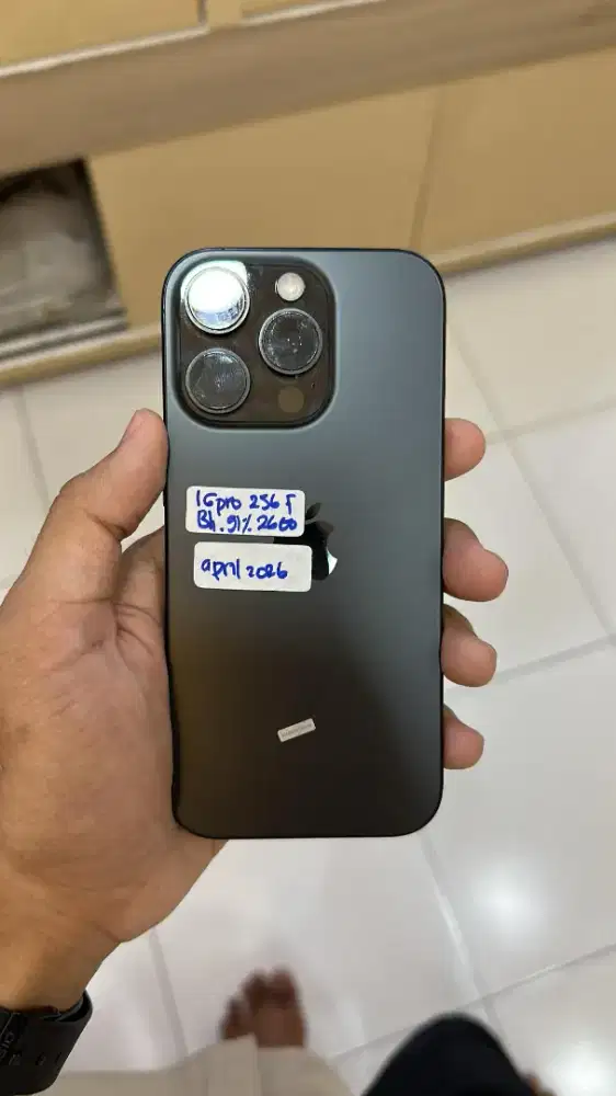 iphone 16 pro 256GB ibox garansi on