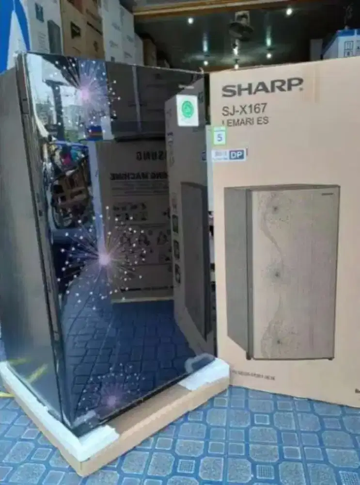 Jual murah kulkas baru pakai 4 bulan