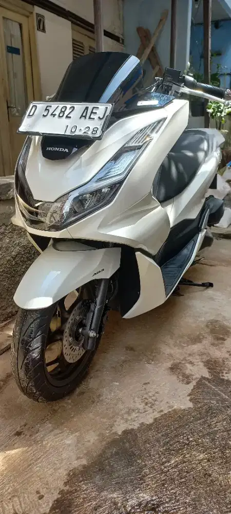 Pcx 160 ABS taun 2023 akhir (low km baru 7rb)