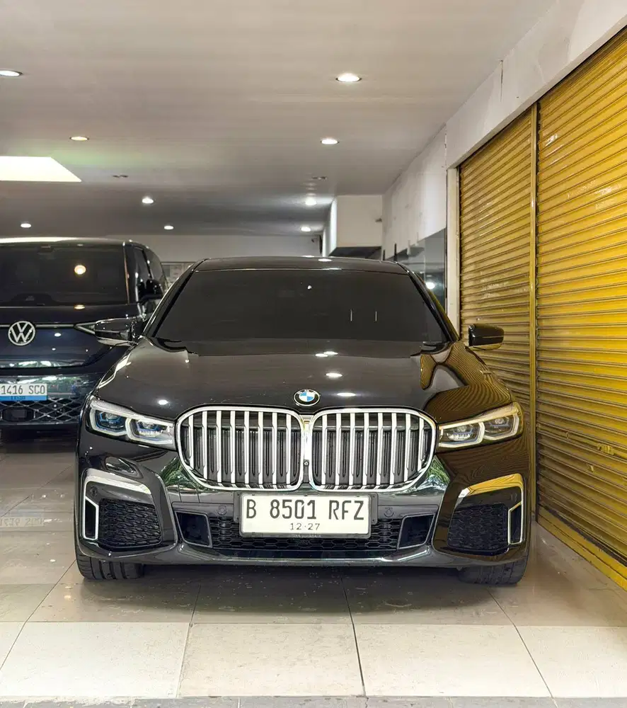 BMW 730 Msport 2019 December Automatic Hitam Metalik Vieta Motor