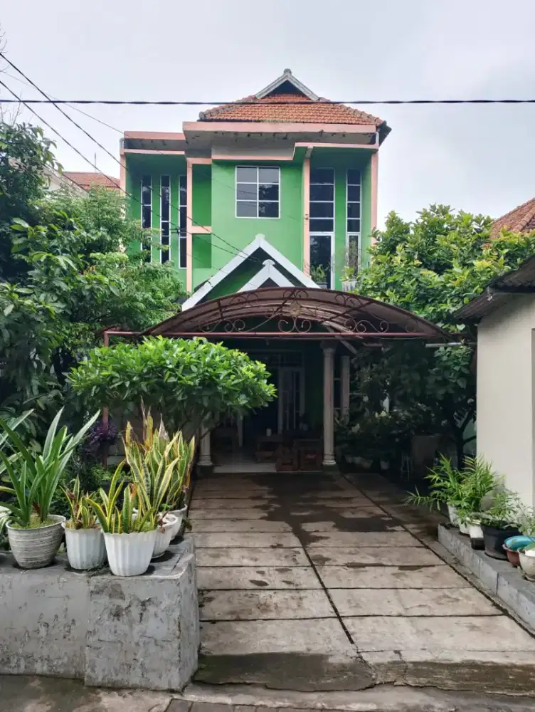 Rumah 0 jalan utama