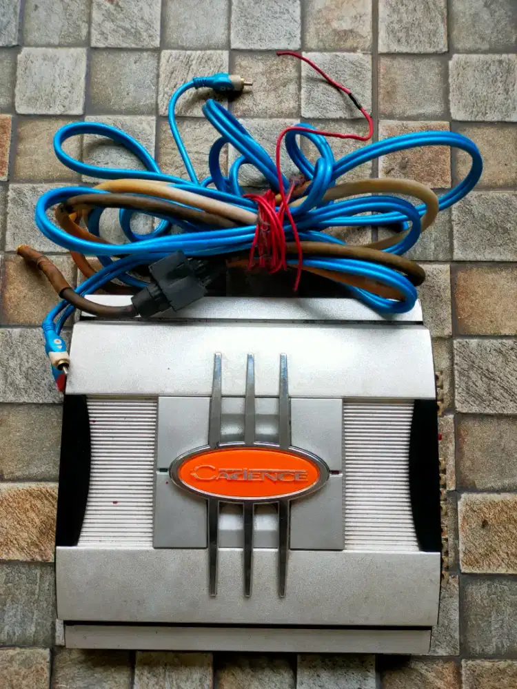 Power USA America 4 Channel Cadence FX 640