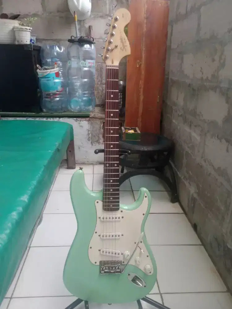 Tersedia gitar squier fender affinity
