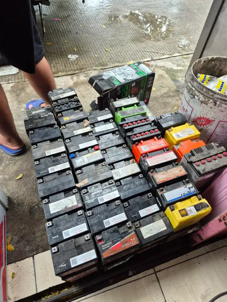 Jual aki motor seken