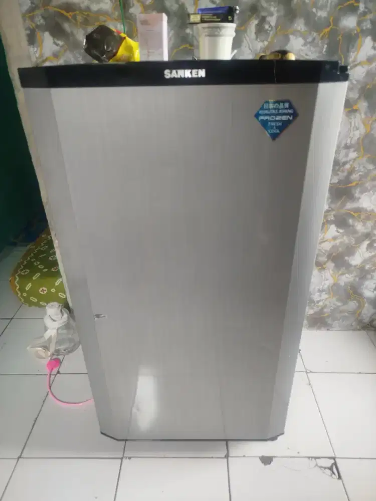 Sanken 1 pintu kulkas