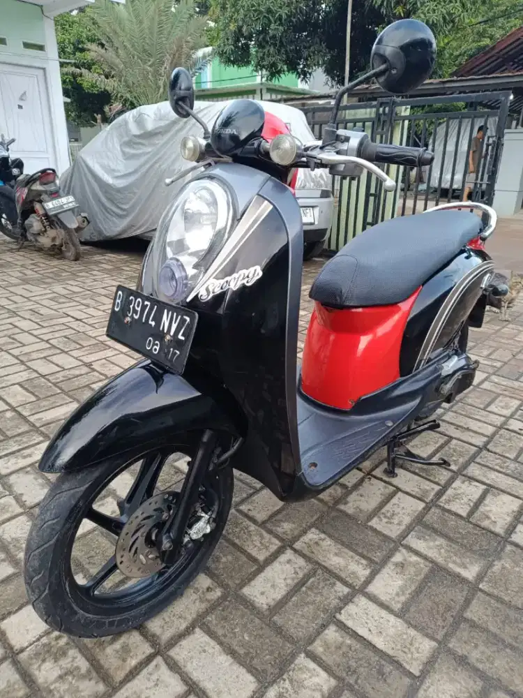 Scoopy 2012 ss lengkap