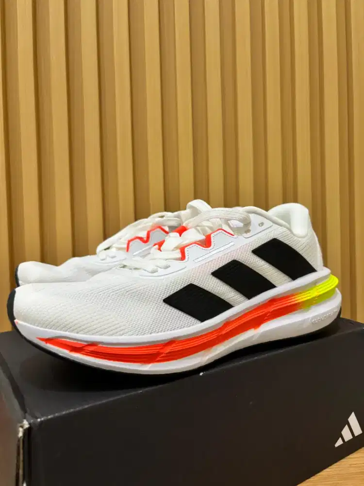 Sepatu Adidas Questar Wos 3 High Quality