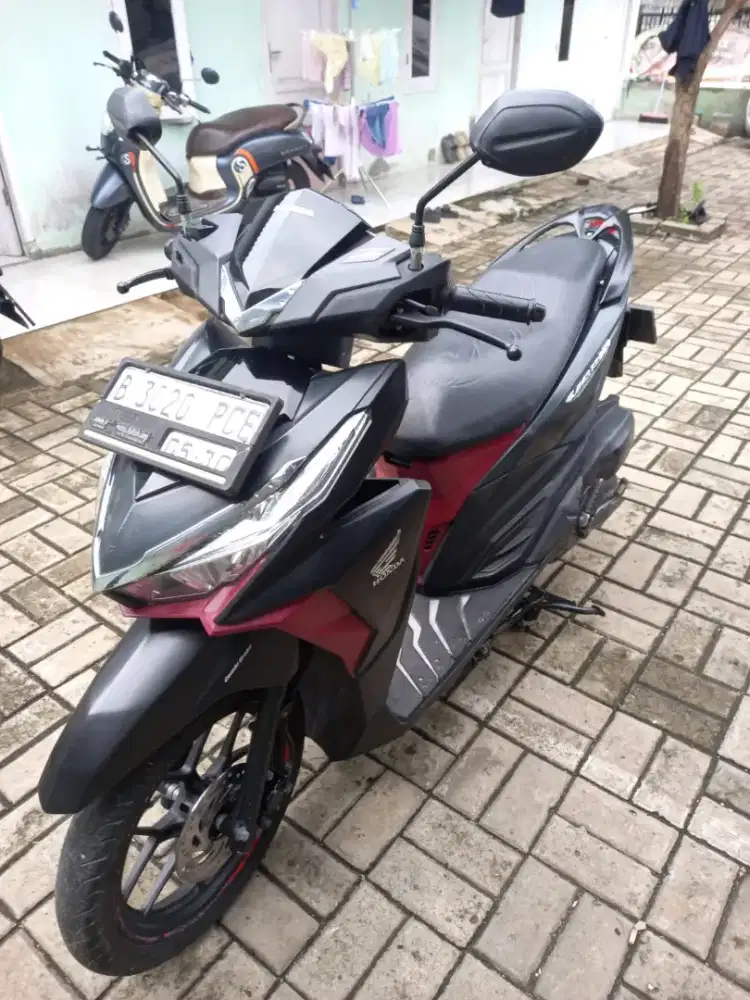 Vario 150cc hitam