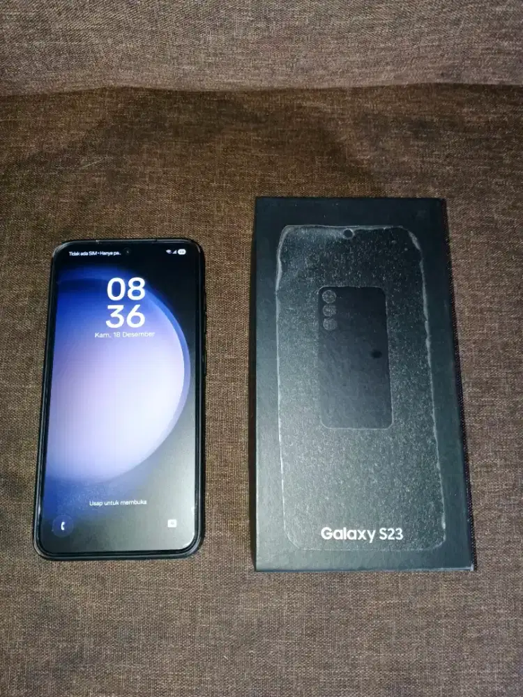 Galaxy S23 8/128 fullset bisa tt