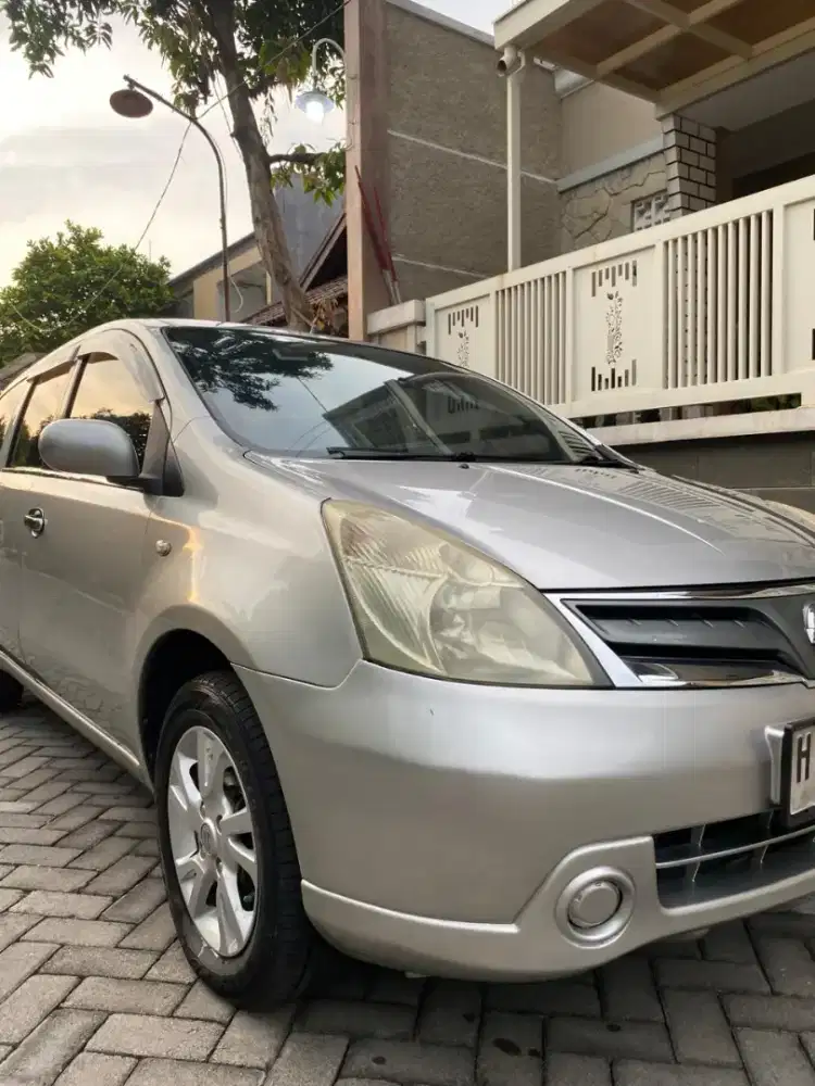 Grand Livina 2012 Original mulus istimewa