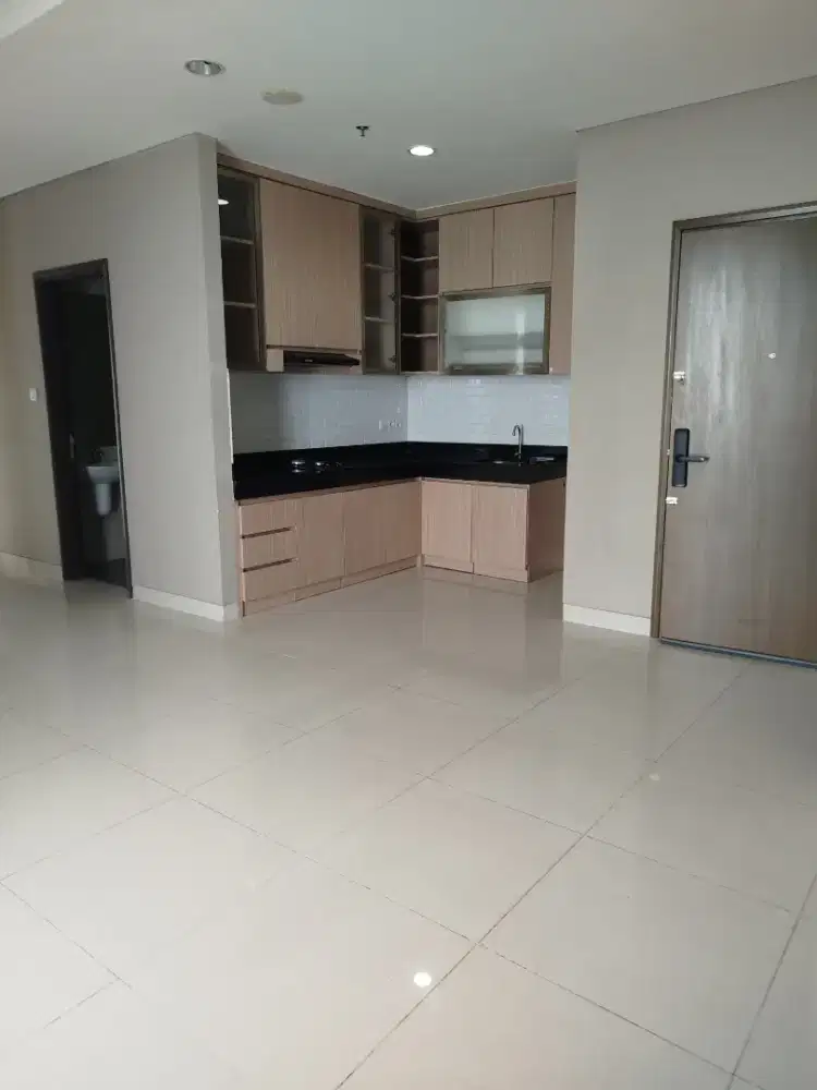 Disewakan Apartemen 3BR Ciputra Internasional