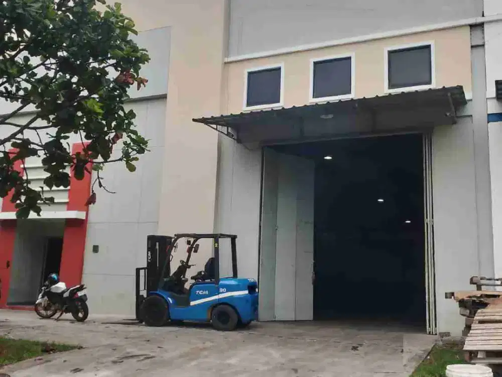 Gudang Siap Usaha di Pergudangan Marunda center