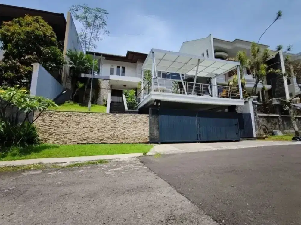 Murah! Rumah cantik siap huni setra duta Bandung dkt tol pasteur jalan besar