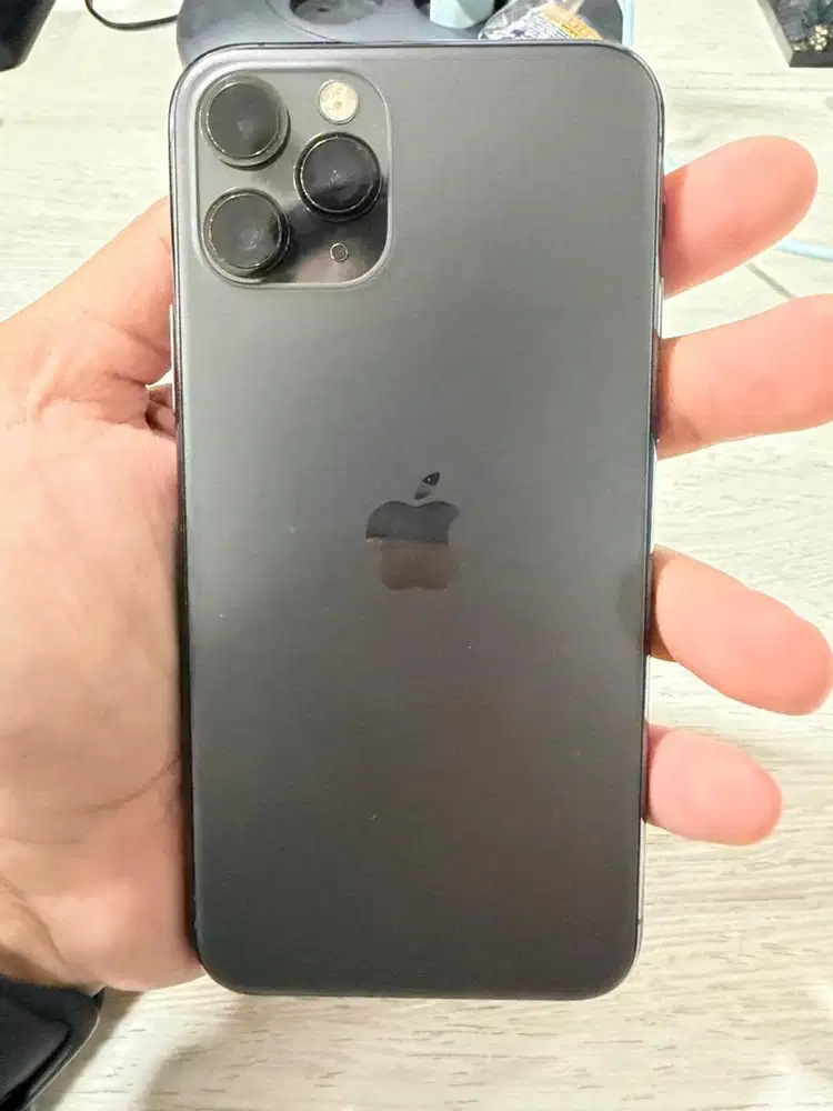 WTS Iphone 11 pro 256 GB (Ex Ibox) sangat mulus dan terawat