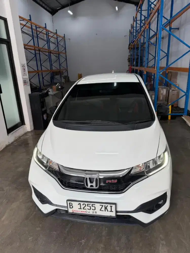 Honda /Jazz GK5 1.5 RS CVT (CKD)