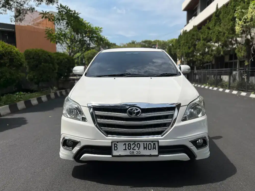 Innova G Luxury at 2015