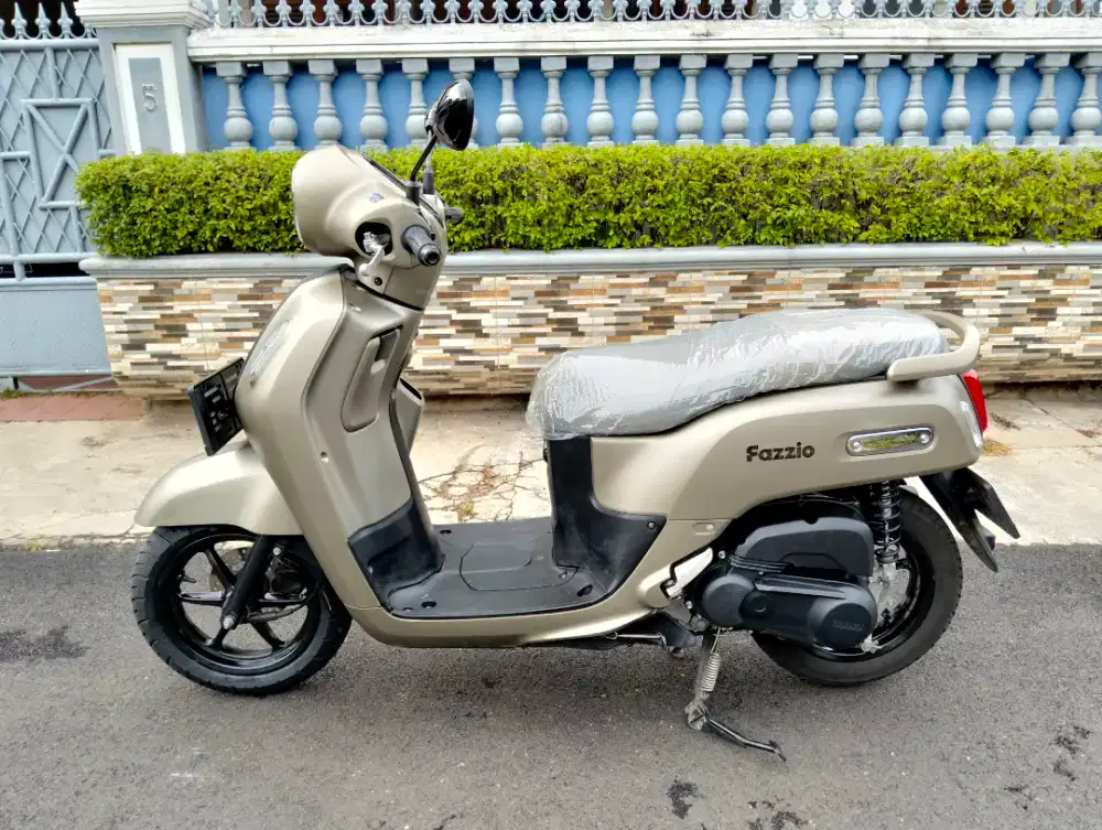 Fazzio Lux New 2025 Hybrid Keyless titan