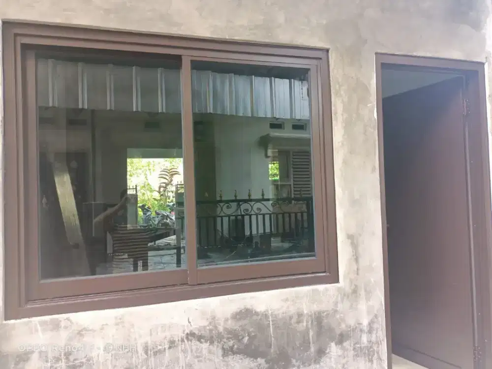 Pintu almuniyum dan rolingdor door