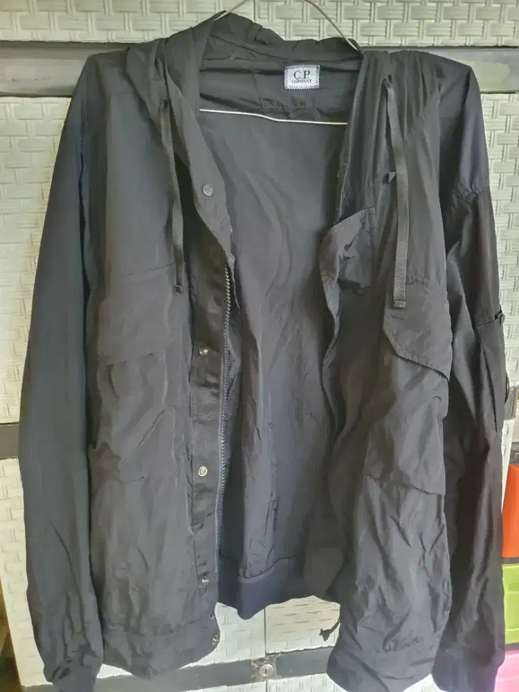 C.P Company Chrome R hooded lens jacket