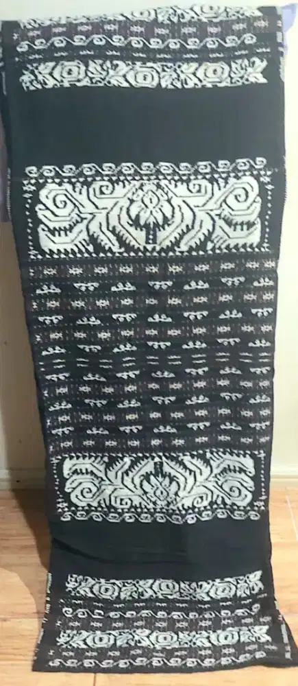 Sarung tenun sabu ntt ,hand made ,bahan tebal,benang n warna dr alami