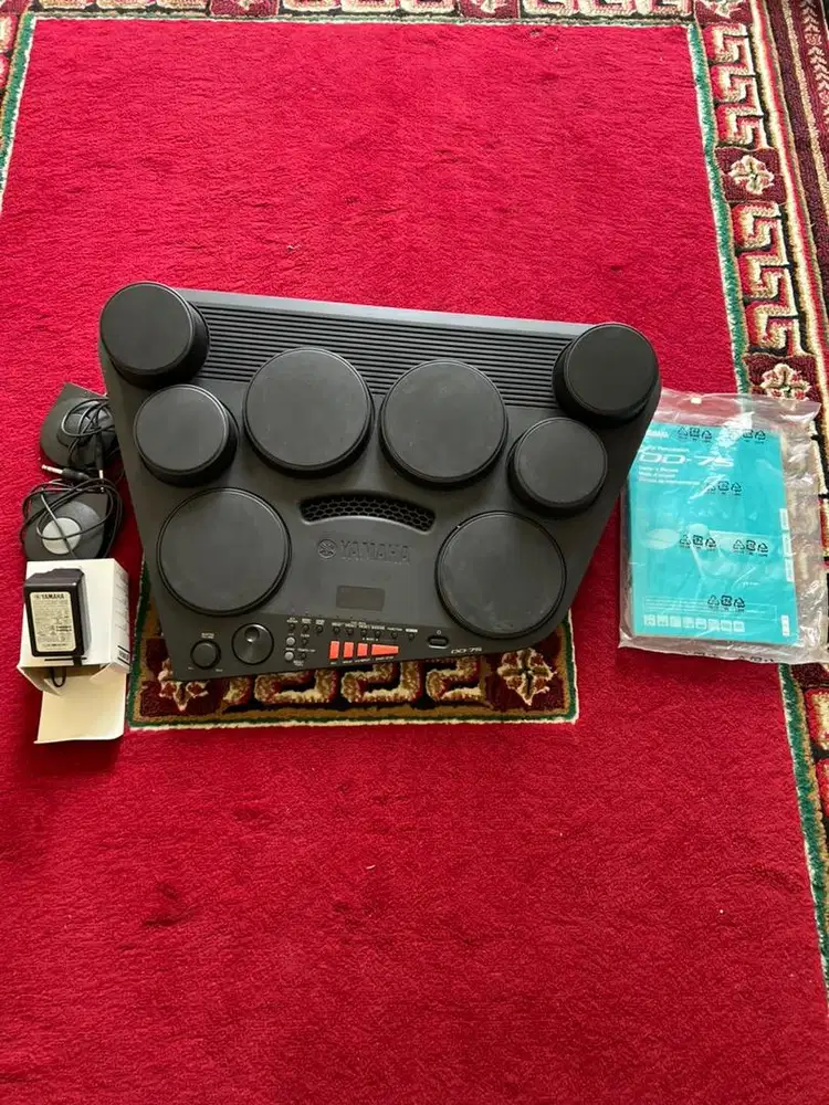 Drum elektrik Yamaha DD 75 lengkap dengan Ku 100 dan HH 40
