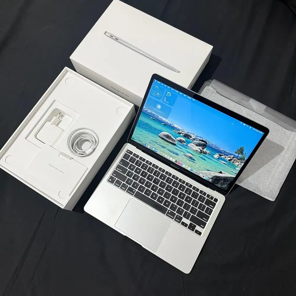 (iBox) Macbook Air M1 8/512 Silver  99,9% Like New Fullset Original