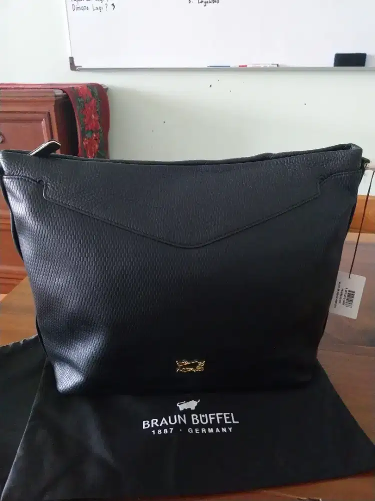 Hobo Bag Braun Buffel Hitam