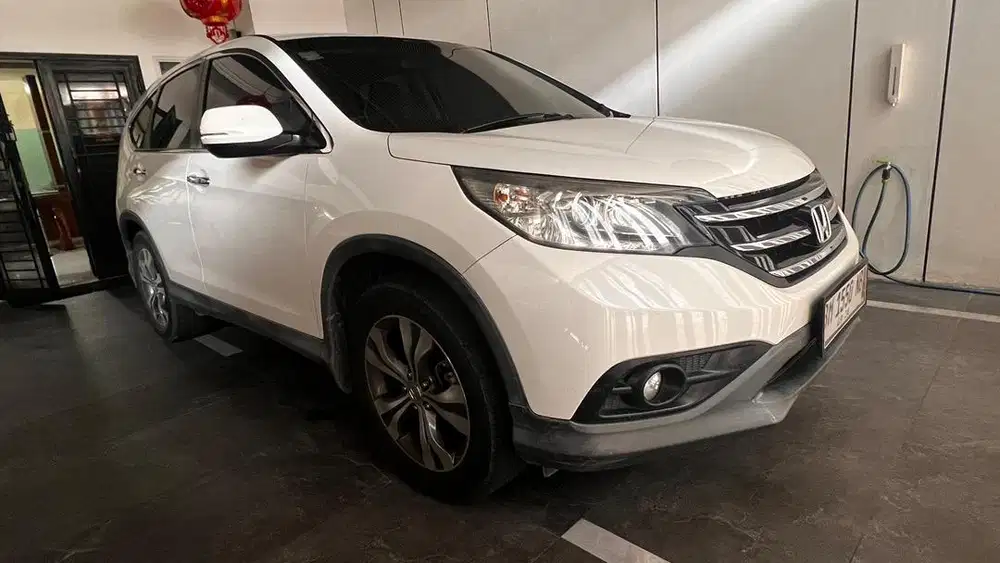 Honda CR-V AT – Terawat Istimewa | Siap Pakai