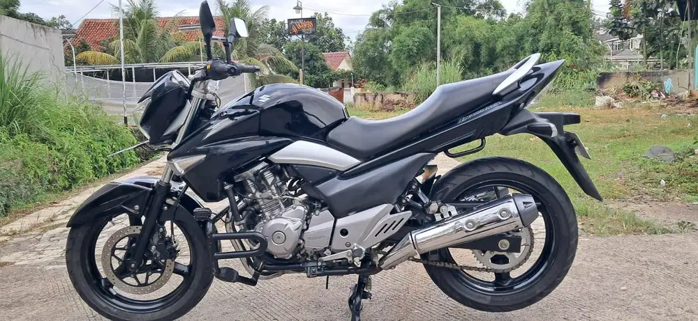 58@; PAJAK ON F KOTA INAZUMA250CC HITAM