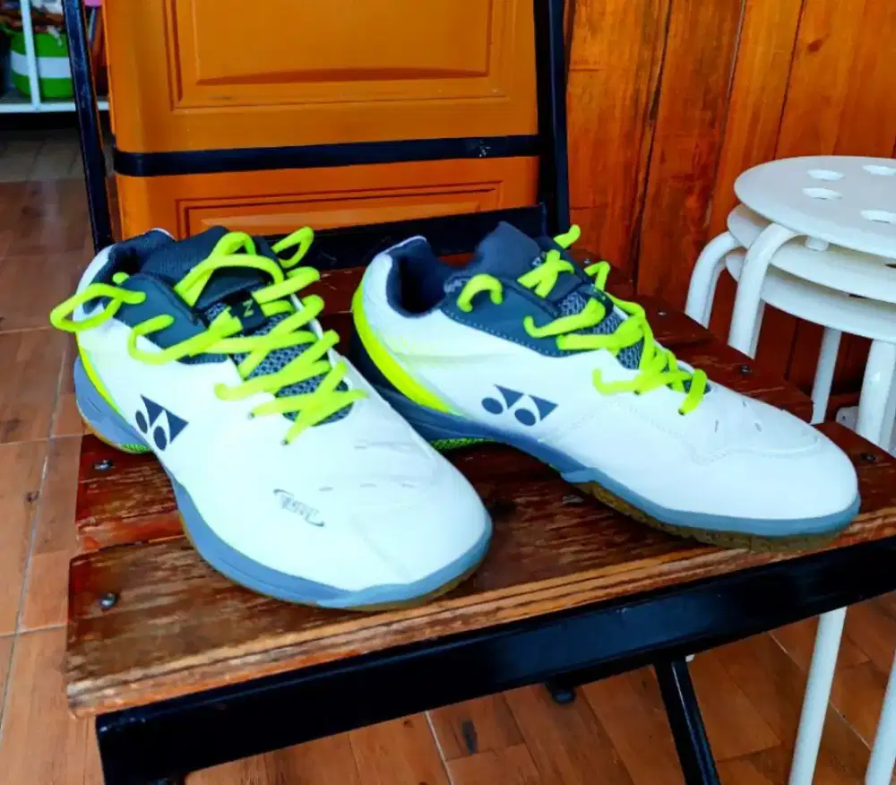 SEPATU BADMINTON YONEX ORIGINAL SHB65 SIZE 40 25.5CM JARANG DI PAKAI