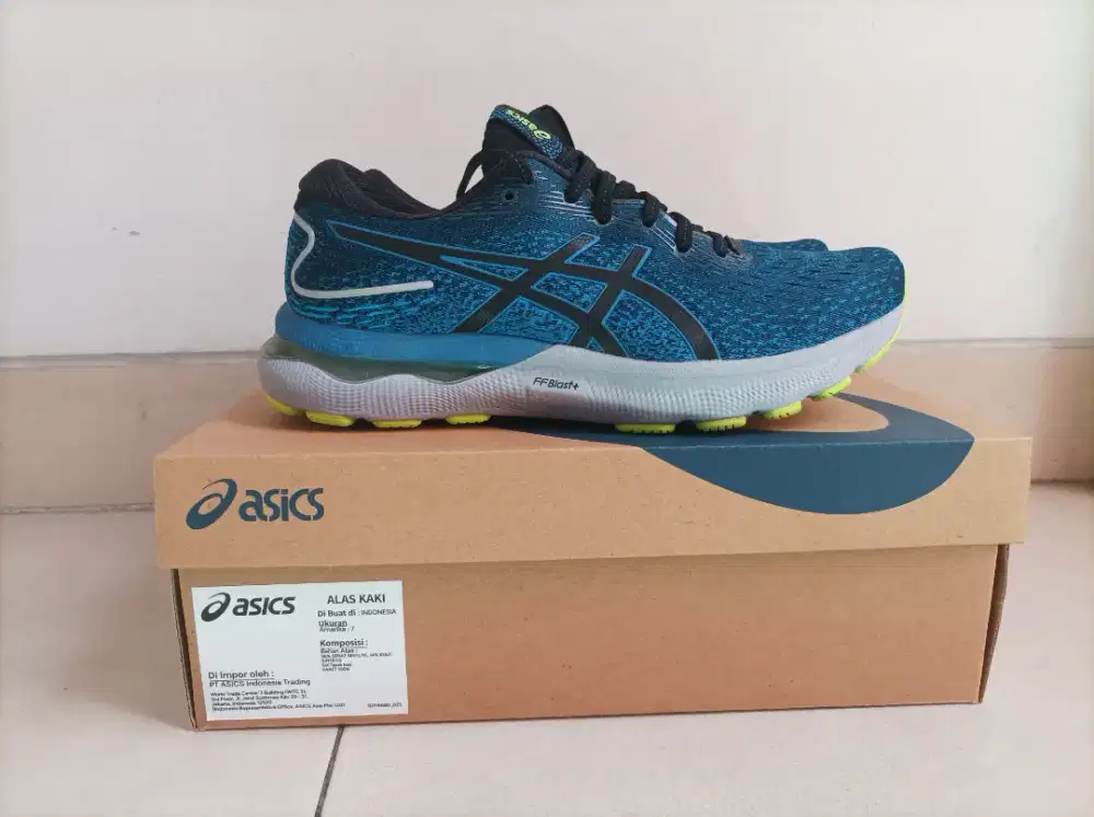 Sepatu running Asics gel nimbus 24