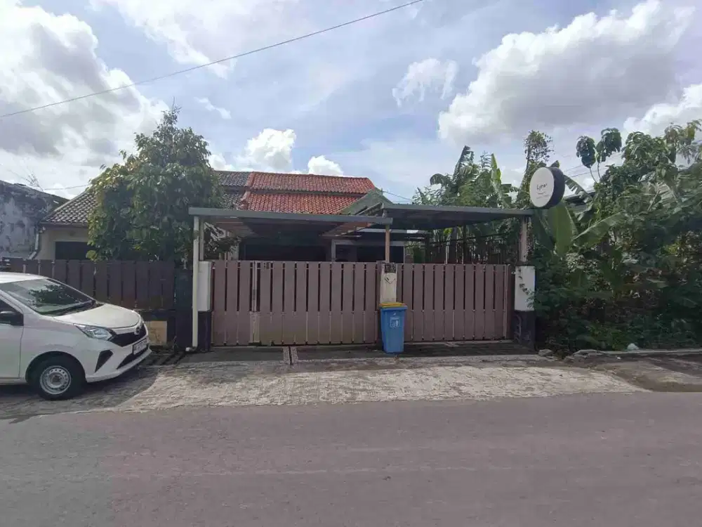 rumah furnish luas di tajem maguwoharjo