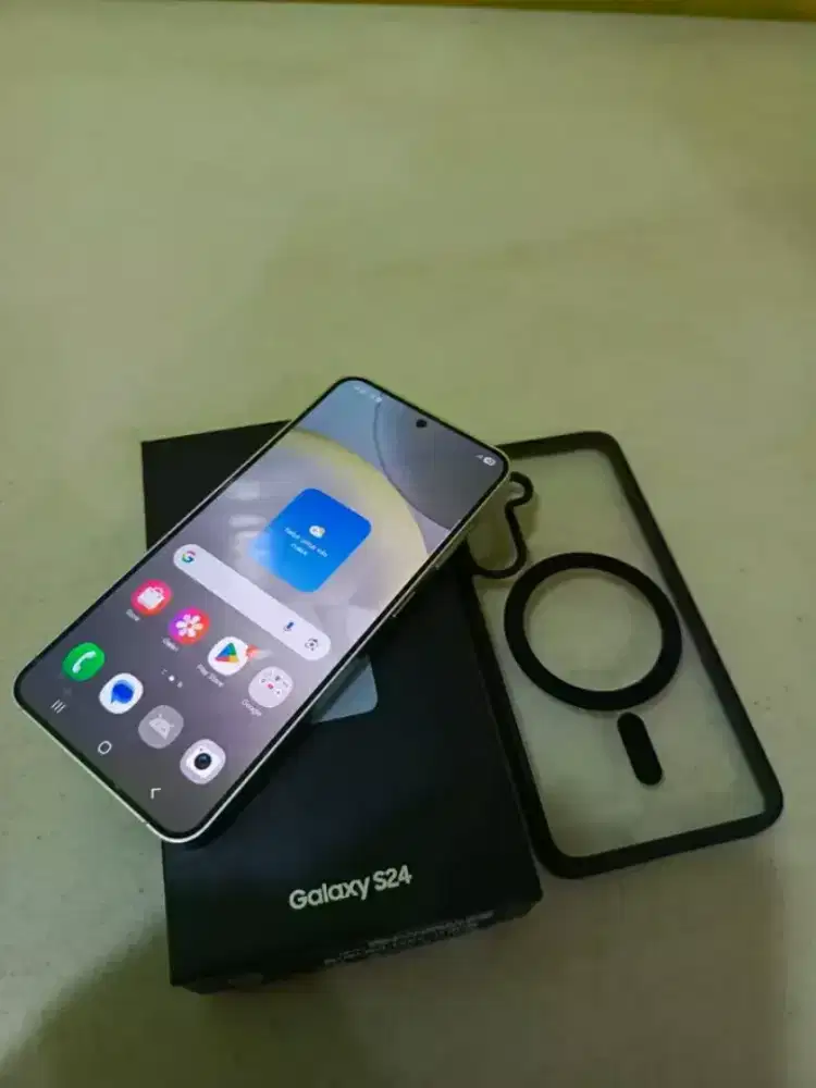 Samsung S24 Regular 8/256 Garansi ON Panjang