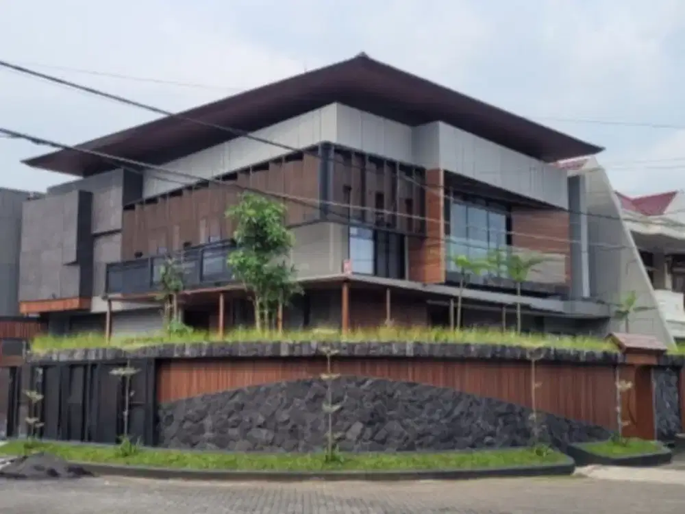 Dijual Rumah Manyar Kertoadi Japanese Modern Style