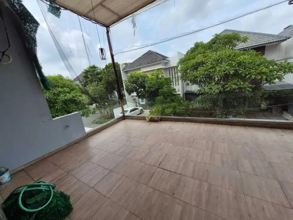 Dijual Rumah Alam Hijau Citraland Surabaya