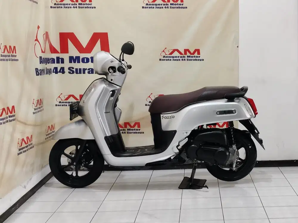 Ready Km 8 Ribu Yamaha Fazzio Lux 125 Tahun 2022 warna silver
