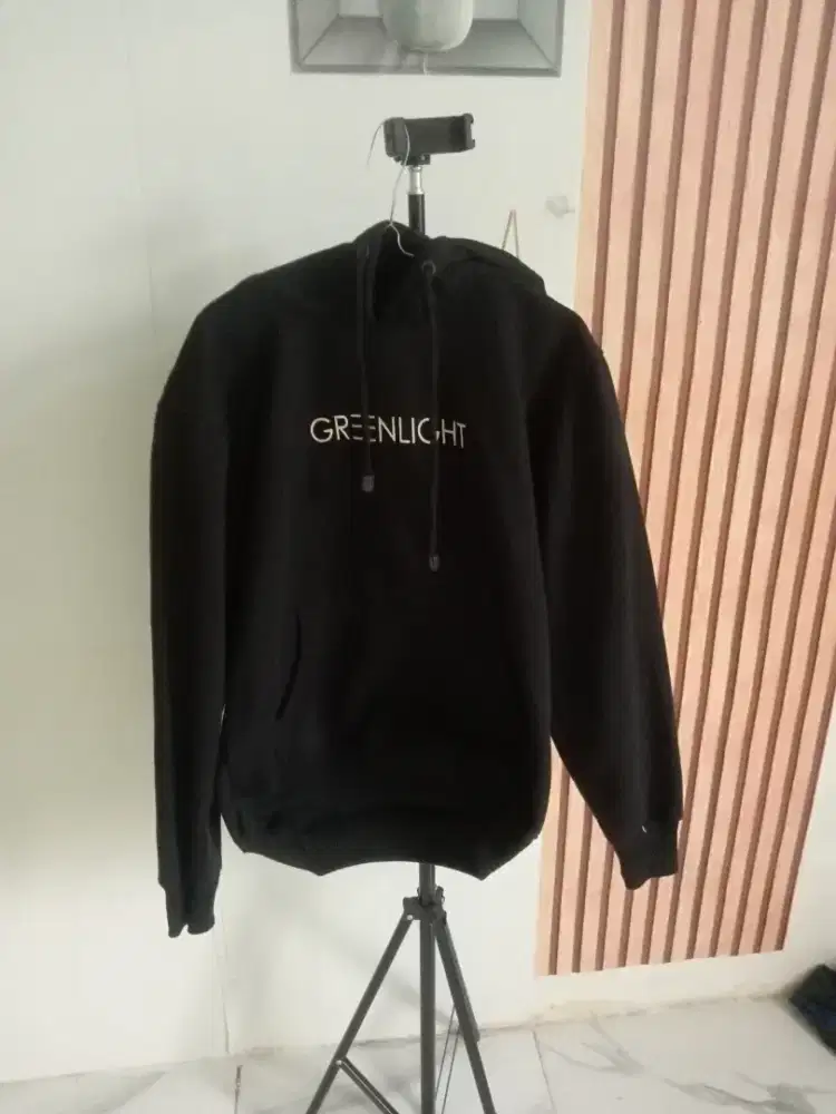 DI JUAL SWEATER HODIE MASIH BAGUS