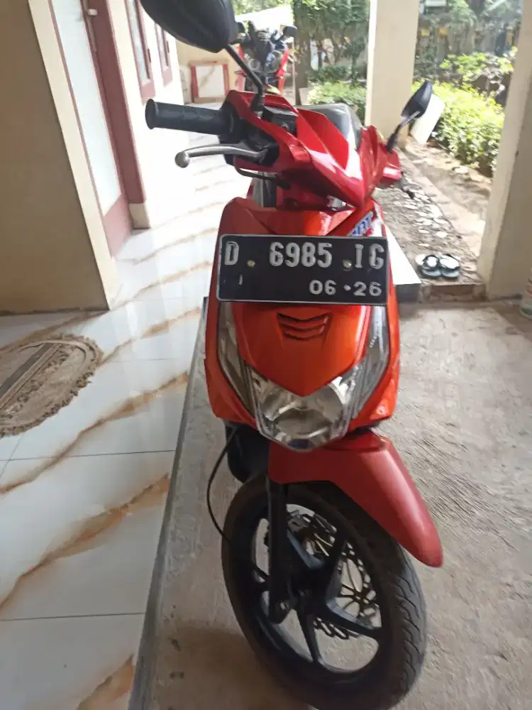 Beat karbu 2011,mulus,pajak isi.